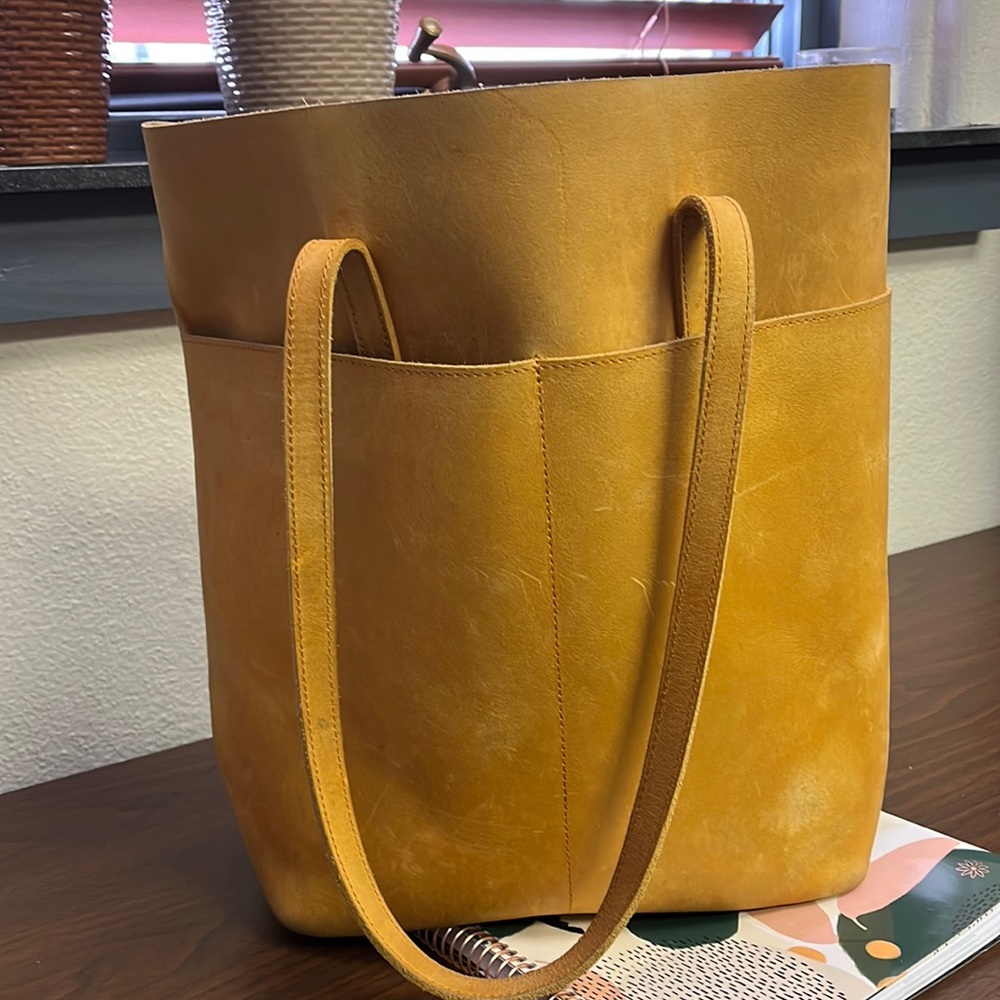 Able Leather tote
